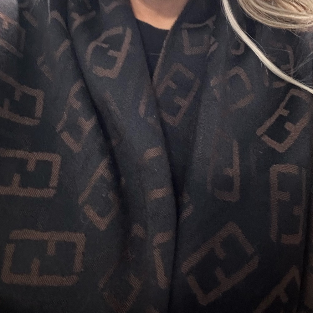 Fendi Wool Scarf - Picture 5 of 5